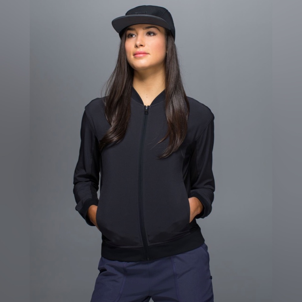 Lululemon Noir Jacket